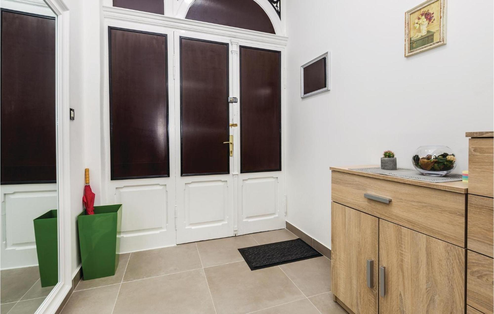 Amazing Apartment In Rijeka With Wifi 외부 사진