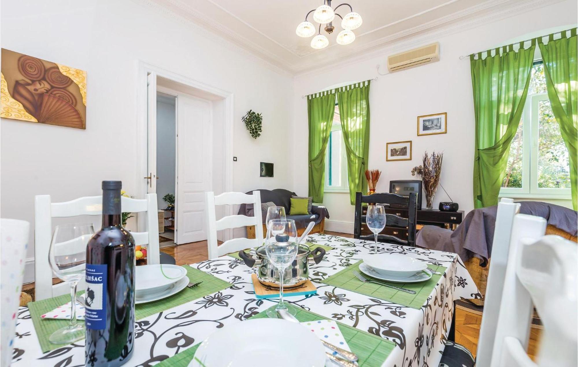 Amazing Apartment In Rijeka With Wifi 외부 사진