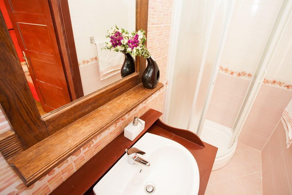 Amazing Apartment In Rijeka With Wifi 객실 사진